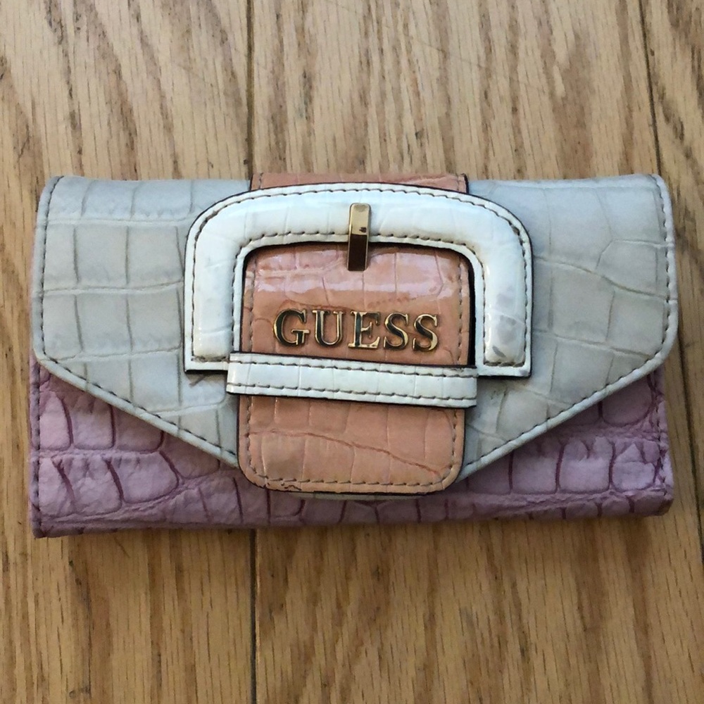 Guess wallet